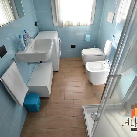 Le Primule רוסולינה מארה